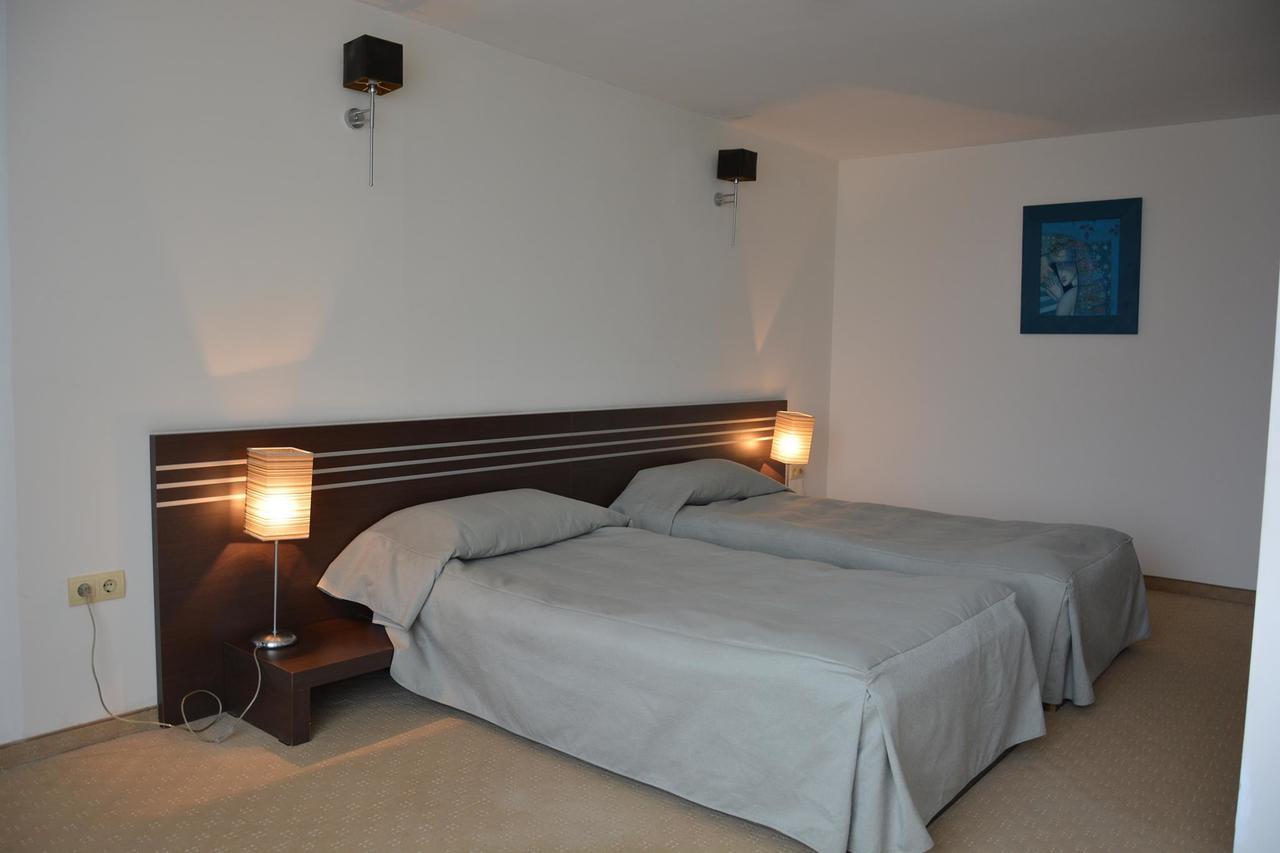 Hotel Presidivm Palace Lovech Bagian luar foto