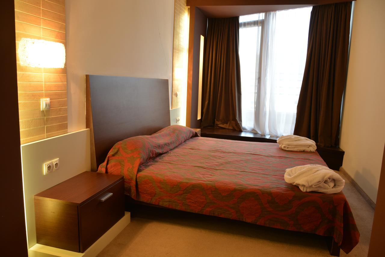 Hotel Presidivm Palace Lovech Bagian luar foto