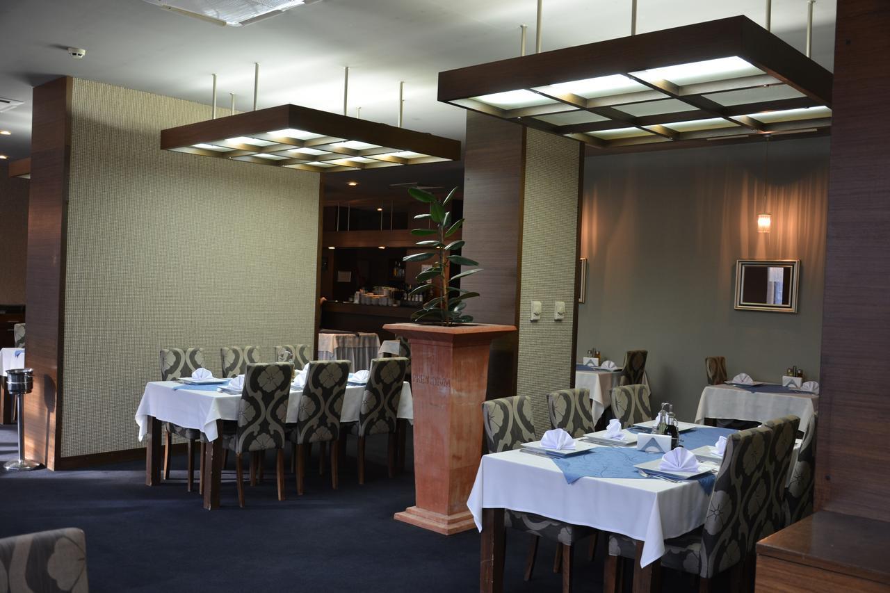 Hotel Presidivm Palace Lovech Bagian luar foto